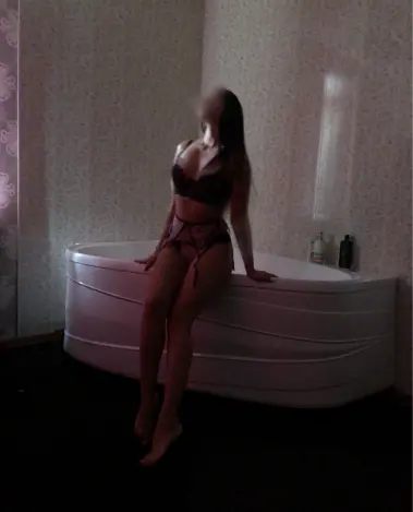 Анкета массажистки Ксения - Фото 2, район Центральный, 26 лет, №4983